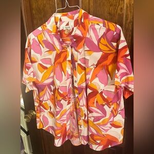 Kensie Women's Pink and Orange Floral Button Down Shirt